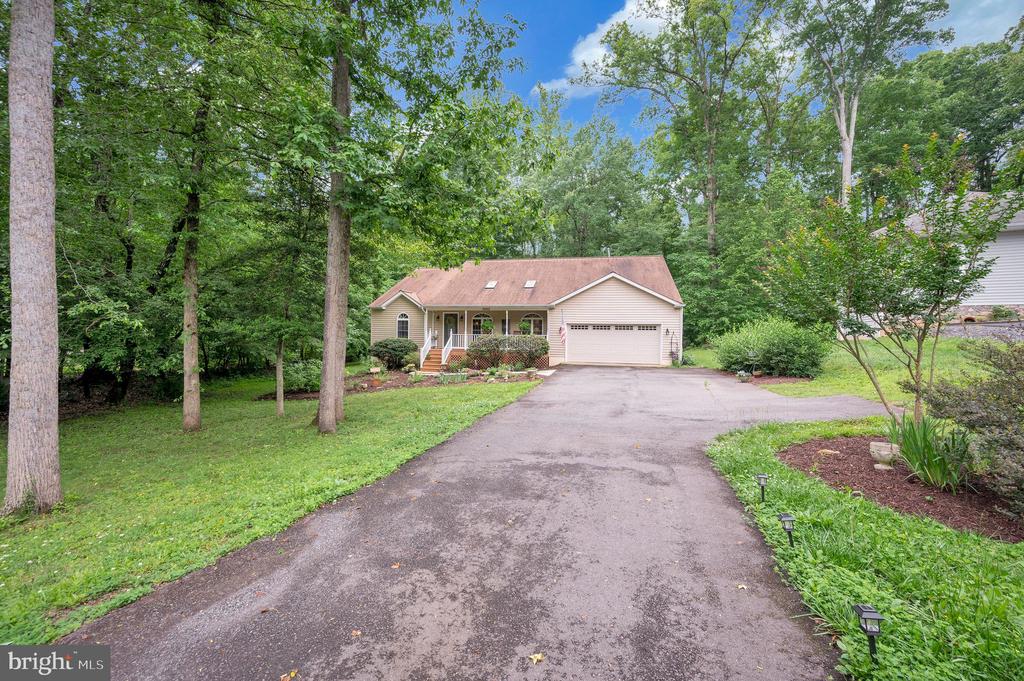 2402 LAKEVIEW PARKWAY, LOCUST GROVE, Virginia 22508, 3 Bedrooms Bedrooms, ,2 BathroomsBathrooms,Residential,2402 LAKEVIEW PARKWAY,VAOR2014284 MLS # VAOR2014284 2402 LAKEVIEW PARKWAY, LOCUST GROVE, Virginia 22508, 3 Bedrooms Bedrooms, ,2 BathroomsBathrooms,Residential,2402 LAKEVIEW PARKWAY,VAOR2014284 MLS # VAOR2014284
