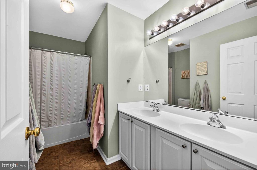 235 CANNON WAY, WARRENTON, Virginia 20186, 4 Bedrooms Bedrooms, ,3 BathroomsBathrooms,Residential,235 CANNON WAY,VAFQ2022294 MLS # VAFQ2022294 235 CANNON WAY, WARRENTON, Virginia 20186, 4 Bedrooms Bedrooms, ,3 BathroomsBathrooms,Residential,235 CANNON WAY,VAFQ2022294 MLS # VAFQ2022294