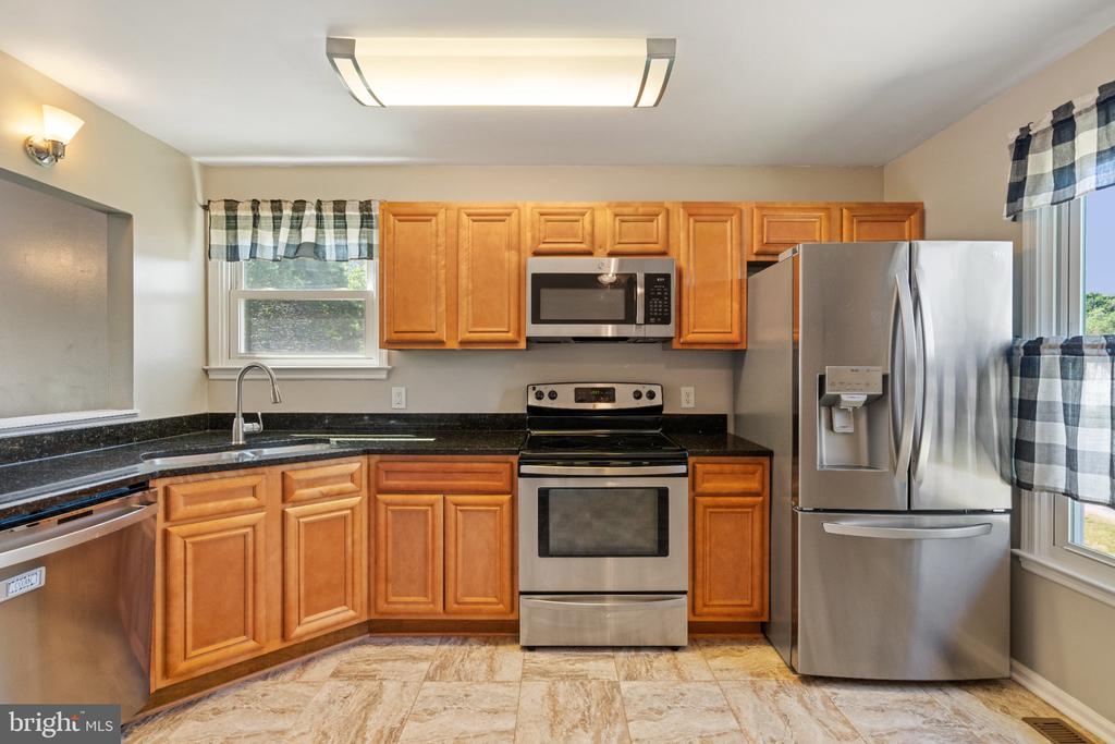 10818 BENT TREE DR, FREDERICKSBURG, Virginia 22407, 4 Bedrooms Bedrooms, ,2 BathroomsBathrooms,Residential,10818 BENT TREE DR,VASP2042392 MLS # VASP2042392 10818 BENT TREE DR, FREDERICKSBURG, Virginia 22407, 4 Bedrooms Bedrooms, ,2 BathroomsBathrooms,Residential,10818 BENT TREE DR,VASP2042392 MLS # VASP2042392