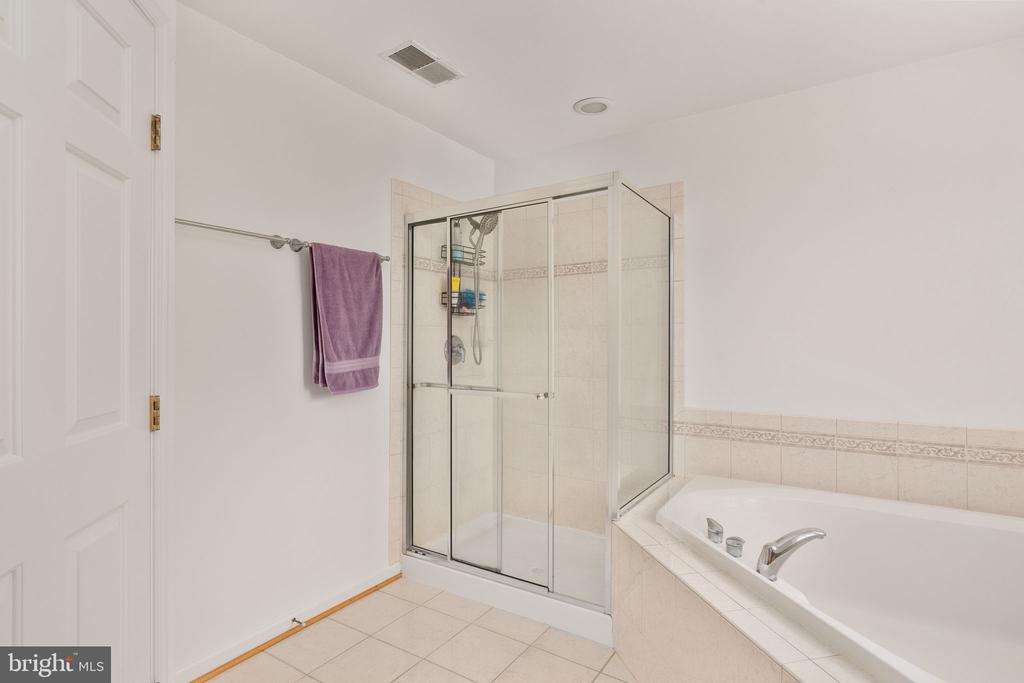 11324 LONG BRANCH WAY, FREDERICKSBURG, Virginia 22408, 5 Bedrooms Bedrooms, ,3 BathroomsBathrooms,Residential,11324 LONG BRANCH WAY,VASP2042326 MLS # VASP2042326 11324 LONG BRANCH WAY, FREDERICKSBURG, Virginia 22408, 5 Bedrooms Bedrooms, ,3 BathroomsBathrooms,Residential,11324 LONG BRANCH WAY,VASP2042326 MLS # VASP2042326
