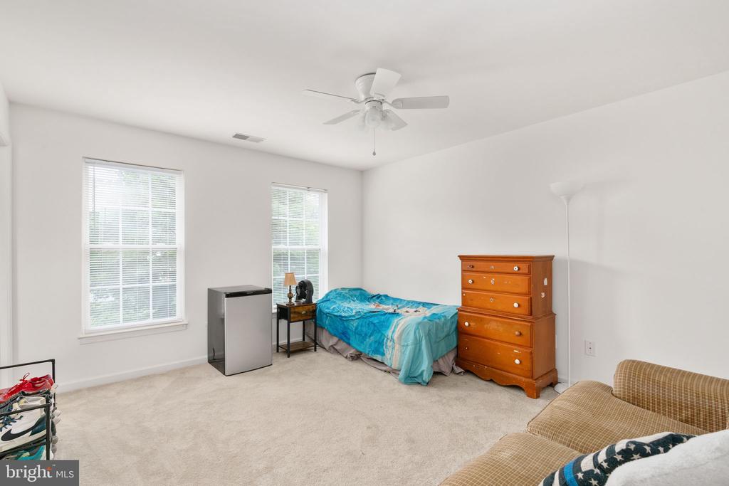 11324 LONG BRANCH WAY, FREDERICKSBURG, Virginia 22408, 5 Bedrooms Bedrooms, ,3 BathroomsBathrooms,Residential,11324 LONG BRANCH WAY,VASP2042326 MLS # VASP2042326 11324 LONG BRANCH WAY, FREDERICKSBURG, Virginia 22408, 5 Bedrooms Bedrooms, ,3 BathroomsBathrooms,Residential,11324 LONG BRANCH WAY,VASP2042326 MLS # VASP2042326