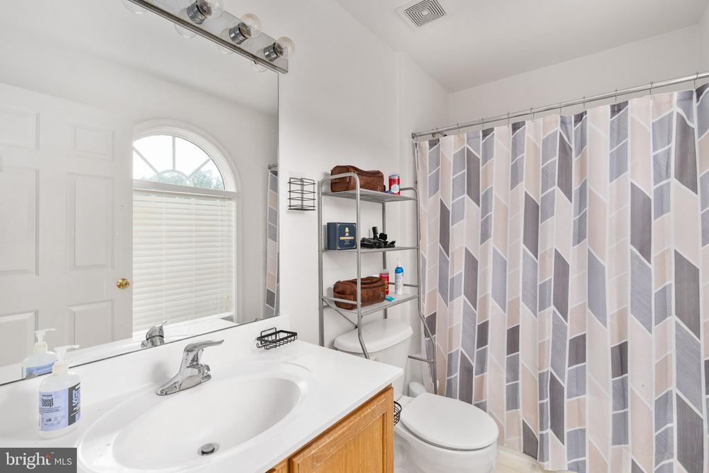 11324 LONG BRANCH WAY, FREDERICKSBURG, Virginia 22408, 5 Bedrooms Bedrooms, ,3 BathroomsBathrooms,Residential,11324 LONG BRANCH WAY,VASP2042326 MLS # VASP2042326 11324 LONG BRANCH WAY, FREDERICKSBURG, Virginia 22408, 5 Bedrooms Bedrooms, ,3 BathroomsBathrooms,Residential,11324 LONG BRANCH WAY,VASP2042326 MLS # VASP2042326