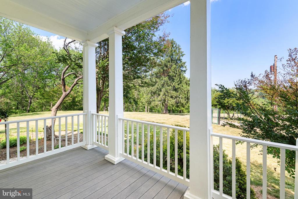 67 THOMAS JEFFERSON PKWY, PALMYRA, Virginia 22963, 5 Bedrooms Bedrooms, ,2 BathroomsBathrooms,Residential,67 THOMAS JEFFERSON PKWY,VAFN2000690 MLS # VAFN2000690