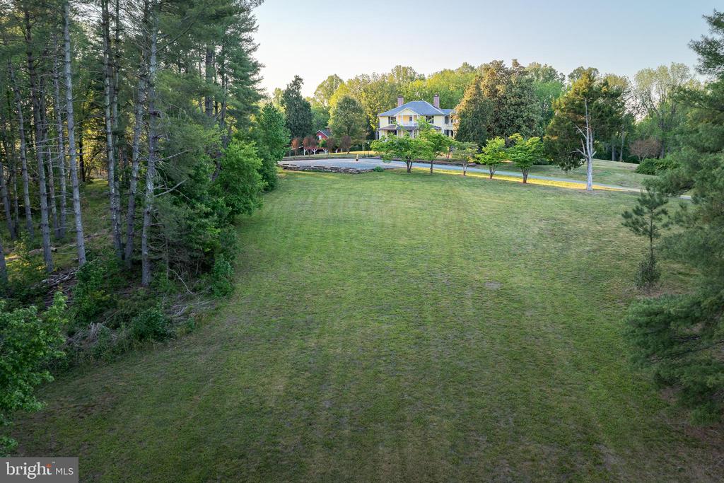 67 THOMAS JEFFERSON PKWY, PALMYRA, Virginia 22963, 5 Bedrooms Bedrooms, ,2 BathroomsBathrooms,Residential,67 THOMAS JEFFERSON PKWY,VAFN2000690 MLS # VAFN2000690
