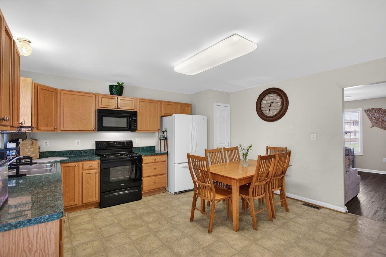 214 KADIES LN, EDINBURG, Virginia 22824, 2 Bedrooms Bedrooms, ,2 BathroomsBathrooms,Residential,214 KADIES LN,677538 MLS # 677538