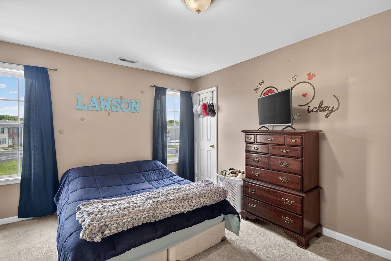 214 KADIES LN, EDINBURG, Virginia 22824, 2 Bedrooms Bedrooms, ,2 BathroomsBathrooms,Residential,214 KADIES LN,677538 MLS # 677538
