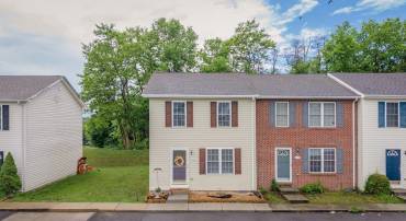 214 KADIES LN, EDINBURG, Virginia 22824, 2 Bedrooms Bedrooms, ,2 BathroomsBathrooms,Residential,214 KADIES LN,677538 MLS # 677538