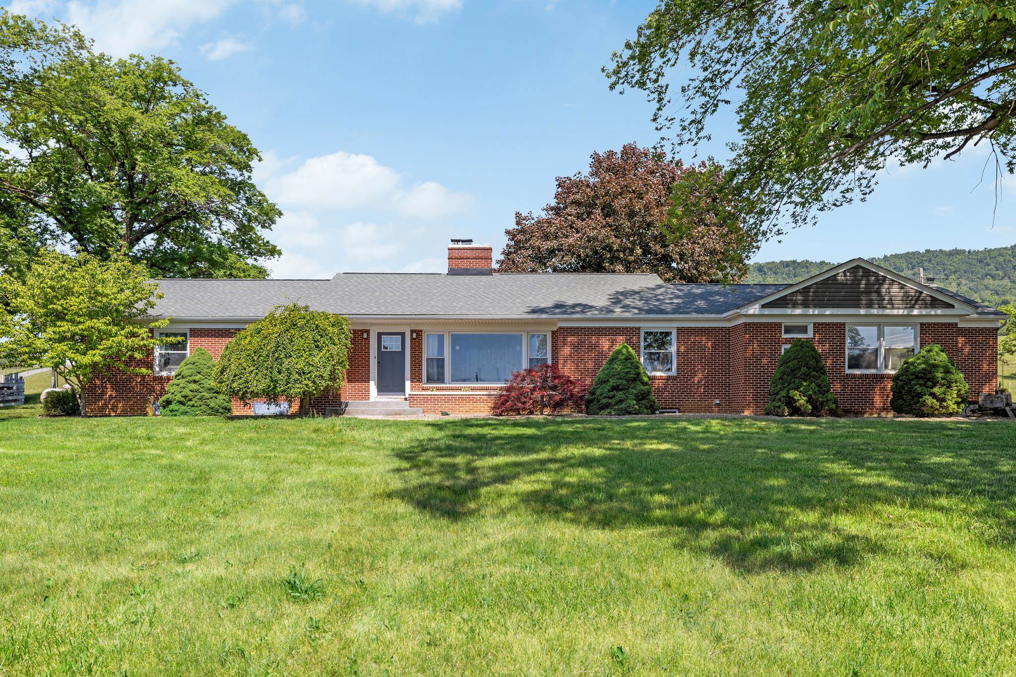 14441 NORTH MOUNTAIN RD, BROADWAY, Virginia 22815, 3 Bedrooms Bedrooms, ,2 BathroomsBathrooms,Residential,14441 NORTH MOUNTAIN RD,677543 MLS # 677543 14441 NORTH MOUNTAIN RD, BROADWAY, Virginia 22815, 3 Bedrooms Bedrooms, ,2 BathroomsBathrooms,Residential,14441 NORTH MOUNTAIN RD,677543 MLS # 677543
