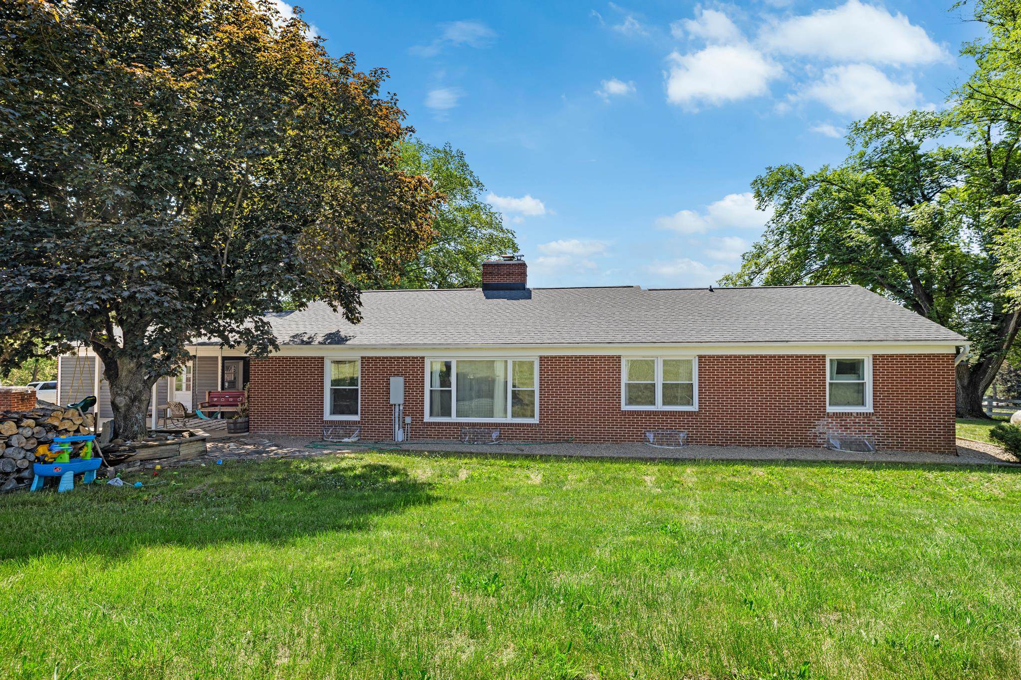 14441 NORTH MOUNTAIN RD, BROADWAY, Virginia 22815, 3 Bedrooms Bedrooms, ,2 BathroomsBathrooms,Residential,14441 NORTH MOUNTAIN RD,677543 MLS # 677543 14441 NORTH MOUNTAIN RD, BROADWAY, Virginia 22815, 3 Bedrooms Bedrooms, ,2 BathroomsBathrooms,Residential,14441 NORTH MOUNTAIN RD,677543 MLS # 677543