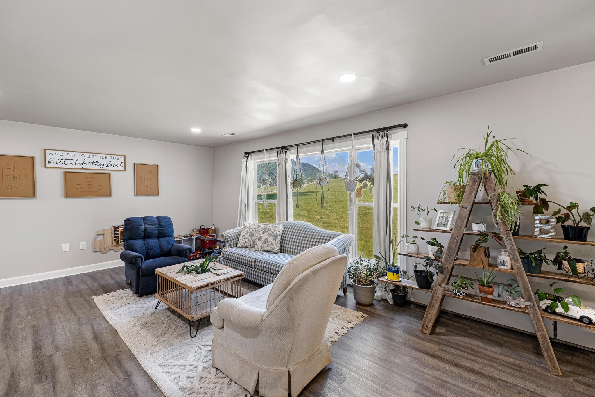 14441 NORTH MOUNTAIN RD, BROADWAY, Virginia 22815, 3 Bedrooms Bedrooms, ,2 BathroomsBathrooms,Residential,14441 NORTH MOUNTAIN RD,677543 MLS # 677543 14441 NORTH MOUNTAIN RD, BROADWAY, Virginia 22815, 3 Bedrooms Bedrooms, ,2 BathroomsBathrooms,Residential,14441 NORTH MOUNTAIN RD,677543 MLS # 677543