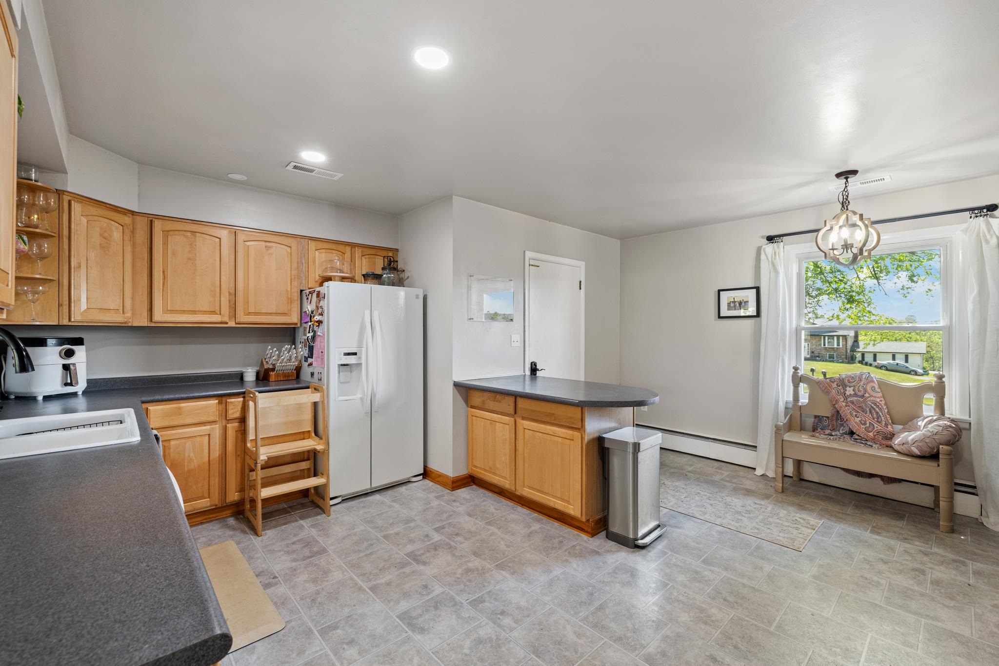 14441 NORTH MOUNTAIN RD, BROADWAY, Virginia 22815, 3 Bedrooms Bedrooms, ,2 BathroomsBathrooms,Residential,14441 NORTH MOUNTAIN RD,677543 MLS # 677543 14441 NORTH MOUNTAIN RD, BROADWAY, Virginia 22815, 3 Bedrooms Bedrooms, ,2 BathroomsBathrooms,Residential,14441 NORTH MOUNTAIN RD,677543 MLS # 677543