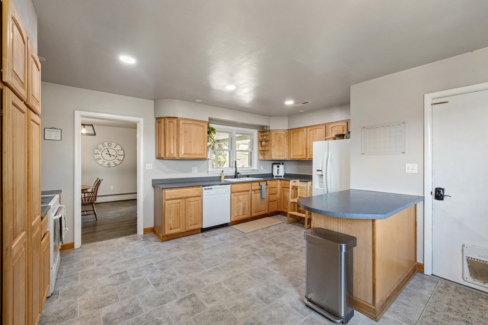 14441 NORTH MOUNTAIN RD, BROADWAY, Virginia 22815, 3 Bedrooms Bedrooms, ,2 BathroomsBathrooms,Residential,14441 NORTH MOUNTAIN RD,677543 MLS # 677543 14441 NORTH MOUNTAIN RD, BROADWAY, Virginia 22815, 3 Bedrooms Bedrooms, ,2 BathroomsBathrooms,Residential,14441 NORTH MOUNTAIN RD,677543 MLS # 677543