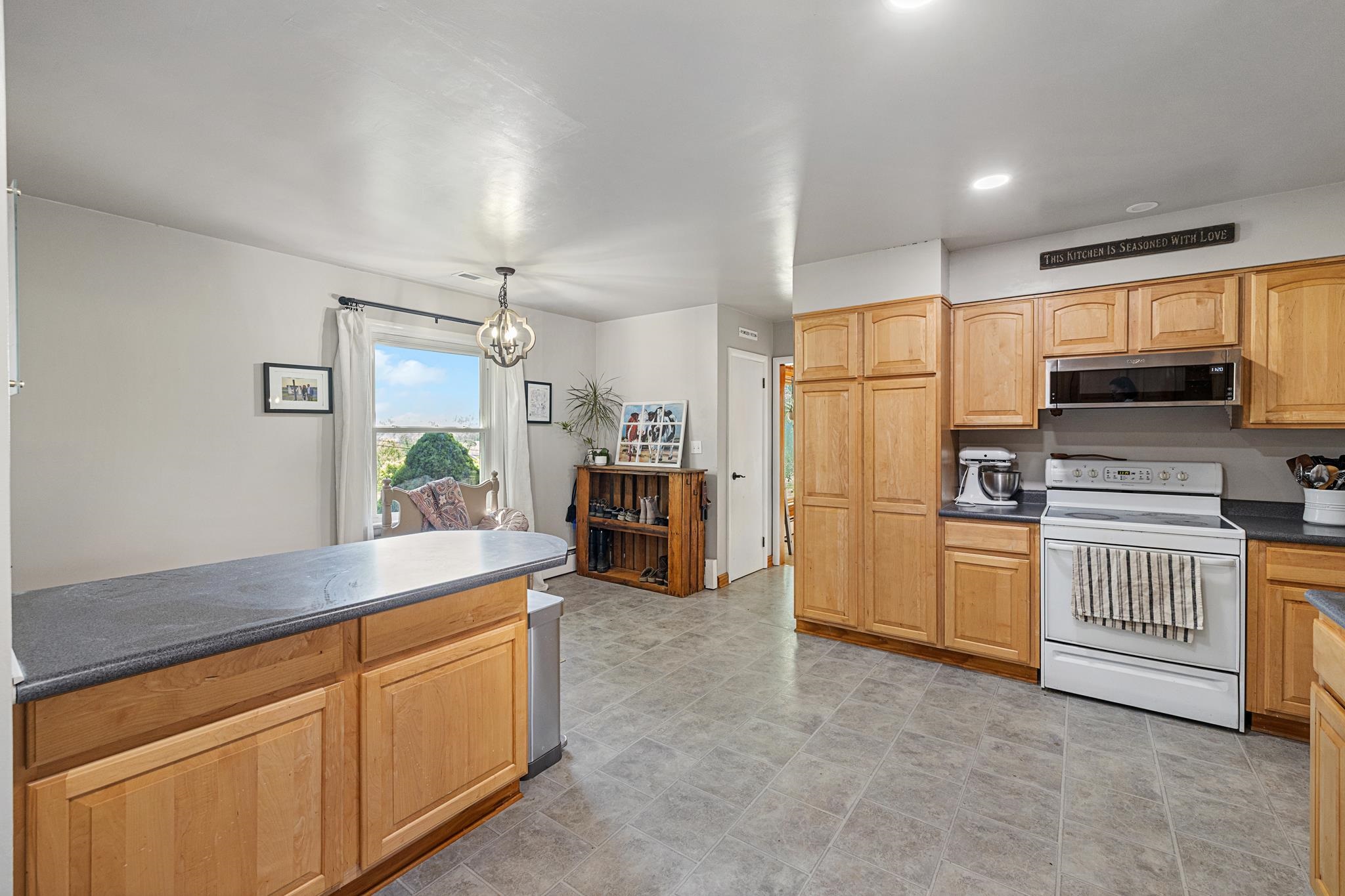 14441 NORTH MOUNTAIN RD, BROADWAY, Virginia 22815, 3 Bedrooms Bedrooms, ,2 BathroomsBathrooms,Residential,14441 NORTH MOUNTAIN RD,677543 MLS # 677543 14441 NORTH MOUNTAIN RD, BROADWAY, Virginia 22815, 3 Bedrooms Bedrooms, ,2 BathroomsBathrooms,Residential,14441 NORTH MOUNTAIN RD,677543 MLS # 677543