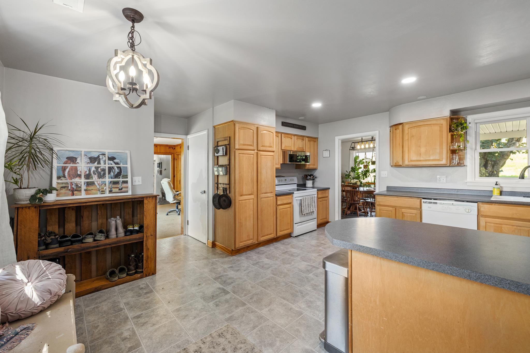 14441 NORTH MOUNTAIN RD, BROADWAY, Virginia 22815, 3 Bedrooms Bedrooms, ,2 BathroomsBathrooms,Residential,14441 NORTH MOUNTAIN RD,677543 MLS # 677543 14441 NORTH MOUNTAIN RD, BROADWAY, Virginia 22815, 3 Bedrooms Bedrooms, ,2 BathroomsBathrooms,Residential,14441 NORTH MOUNTAIN RD,677543 MLS # 677543