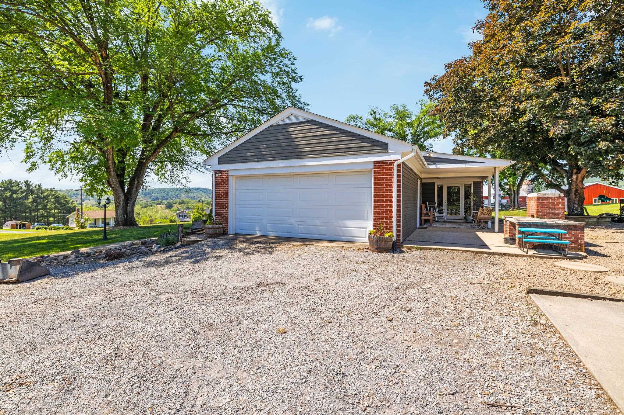 14441 NORTH MOUNTAIN RD, BROADWAY, Virginia 22815, 3 Bedrooms Bedrooms, ,2 BathroomsBathrooms,Residential,14441 NORTH MOUNTAIN RD,677543 MLS # 677543 14441 NORTH MOUNTAIN RD, BROADWAY, Virginia 22815, 3 Bedrooms Bedrooms, ,2 BathroomsBathrooms,Residential,14441 NORTH MOUNTAIN RD,677543 MLS # 677543