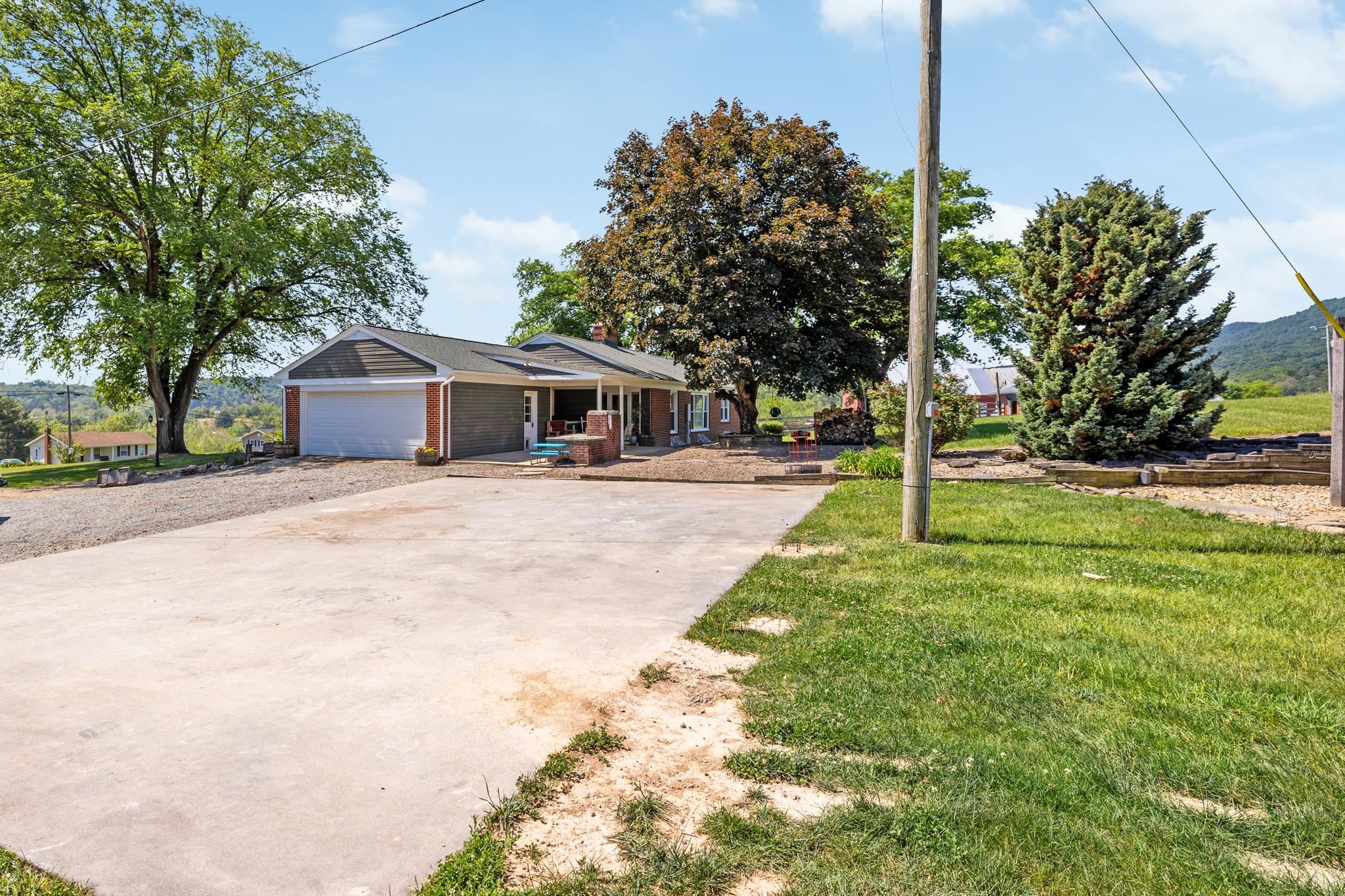 14441 NORTH MOUNTAIN RD, BROADWAY, Virginia 22815, 3 Bedrooms Bedrooms, ,2 BathroomsBathrooms,Residential,14441 NORTH MOUNTAIN RD,677543 MLS # 677543 14441 NORTH MOUNTAIN RD, BROADWAY, Virginia 22815, 3 Bedrooms Bedrooms, ,2 BathroomsBathrooms,Residential,14441 NORTH MOUNTAIN RD,677543 MLS # 677543