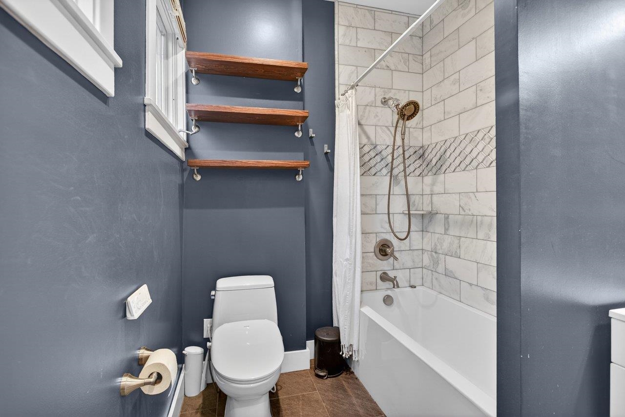 130 S BROOK AVE, HARRISONBURG, Virginia 22801, 3 Bedrooms Bedrooms, ,2 BathroomsBathrooms,Residential,130 S BROOK AVE,677580 MLS # 677580 130 S BROOK AVE, HARRISONBURG, Virginia 22801, 3 Bedrooms Bedrooms, ,2 BathroomsBathrooms,Residential,130 S BROOK AVE,677580 MLS # 677580