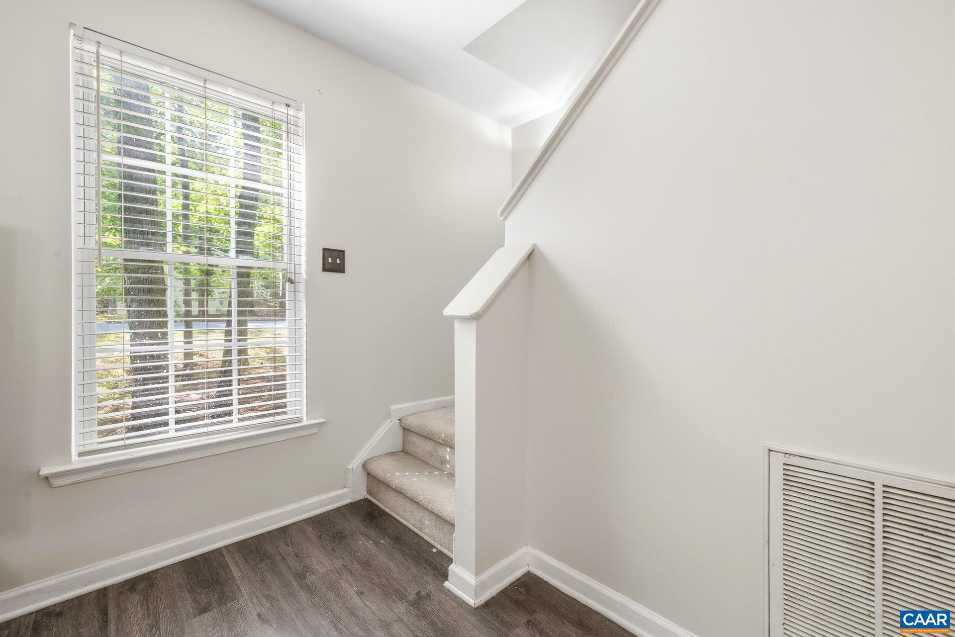 9 MOREWOOD PL, PALMYRA, Virginia 22963, 4 Bedrooms Bedrooms, ,2 BathroomsBathrooms,Residential,9 MOREWOOD PL,677636 MLS # 677636 9 MOREWOOD PL, PALMYRA, Virginia 22963, 4 Bedrooms Bedrooms, ,2 BathroomsBathrooms,Residential,9 MOREWOOD PL,677636 MLS # 677636