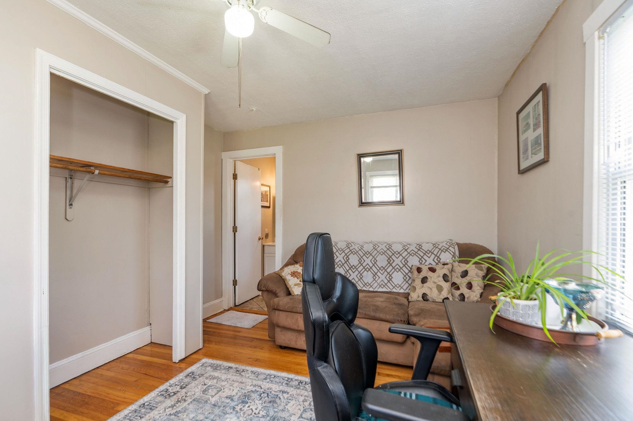 316 NORTH RIVER RD, BRIDGEWATER, Virginia 22812, 2 Bedrooms Bedrooms, ,1 BathroomBathrooms,Residential,316 NORTH RIVER RD,677741 MLS # 677741