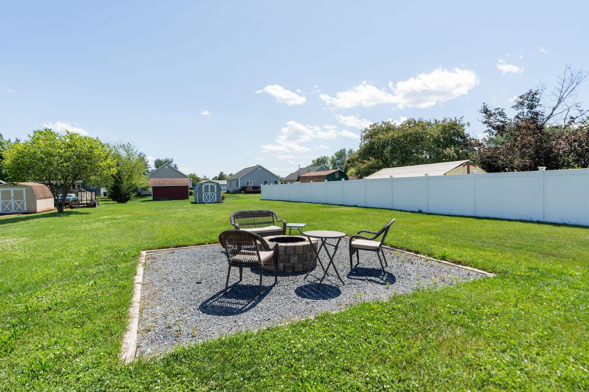 316 NORTH RIVER RD, BRIDGEWATER, Virginia 22812, 2 Bedrooms Bedrooms, ,1 BathroomBathrooms,Residential,316 NORTH RIVER RD,677741 MLS # 677741
