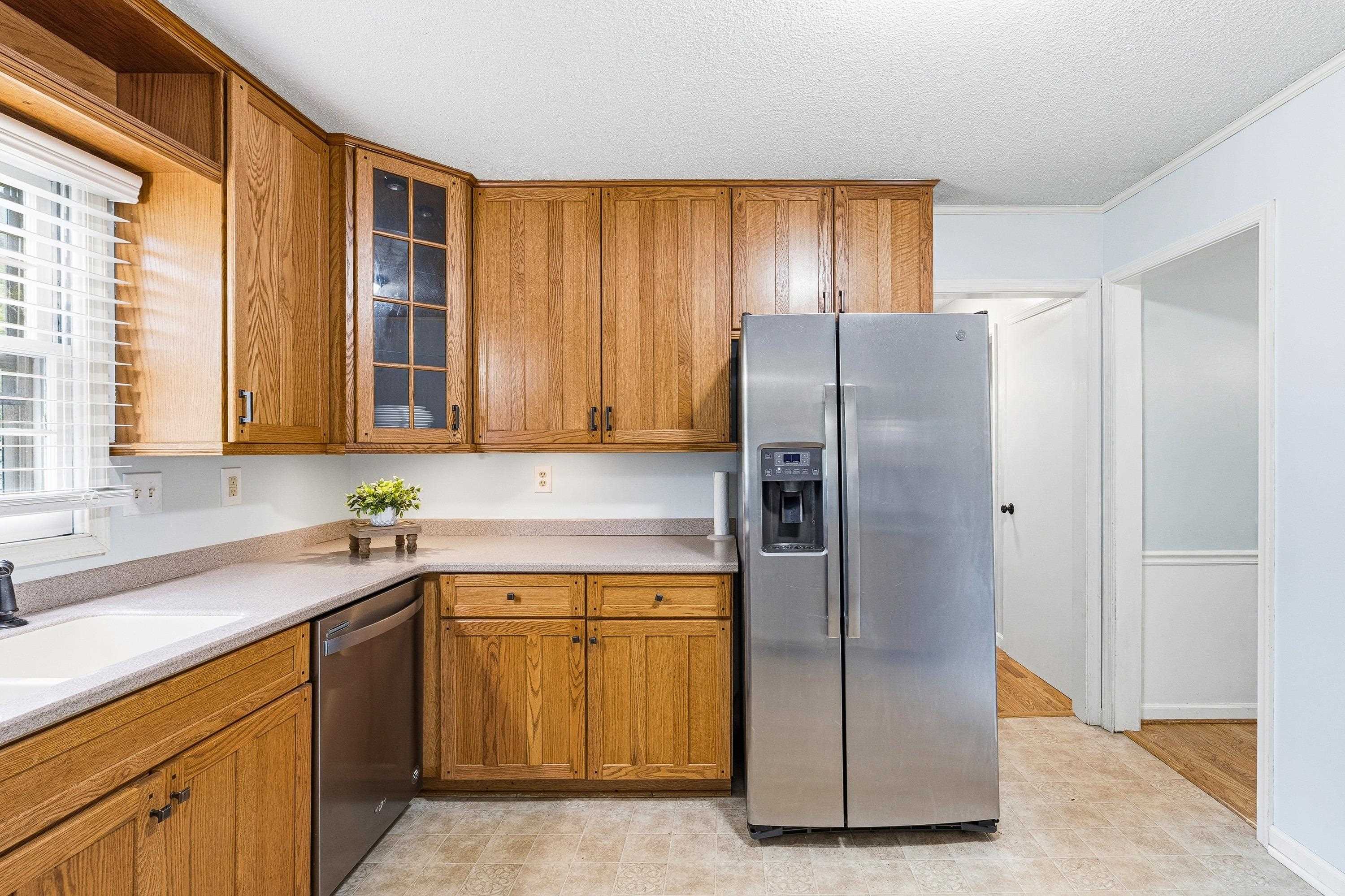 1627 CENTRAL AVE, HARRISONBURG, Virginia 22801, 4 Bedrooms Bedrooms, ,2 BathroomsBathrooms,Residential,1627 CENTRAL AVE,677742 MLS # 677742 1627 CENTRAL AVE, HARRISONBURG, Virginia 22801, 4 Bedrooms Bedrooms, ,2 BathroomsBathrooms,Residential,1627 CENTRAL AVE,677742 MLS # 677742