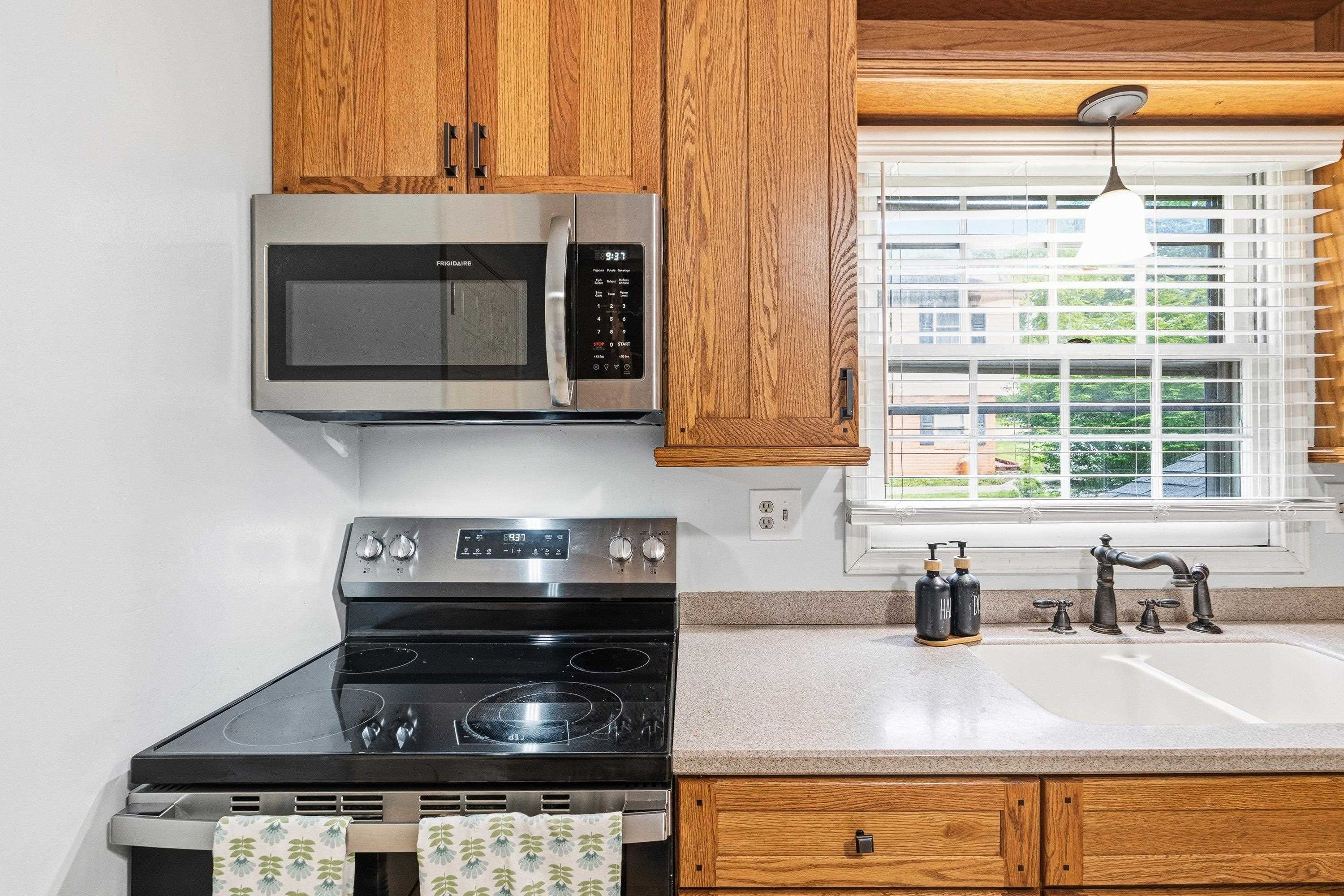 1627 CENTRAL AVE, HARRISONBURG, Virginia 22801, 4 Bedrooms Bedrooms, ,2 BathroomsBathrooms,Residential,1627 CENTRAL AVE,677742 MLS # 677742 1627 CENTRAL AVE, HARRISONBURG, Virginia 22801, 4 Bedrooms Bedrooms, ,2 BathroomsBathrooms,Residential,1627 CENTRAL AVE,677742 MLS # 677742
