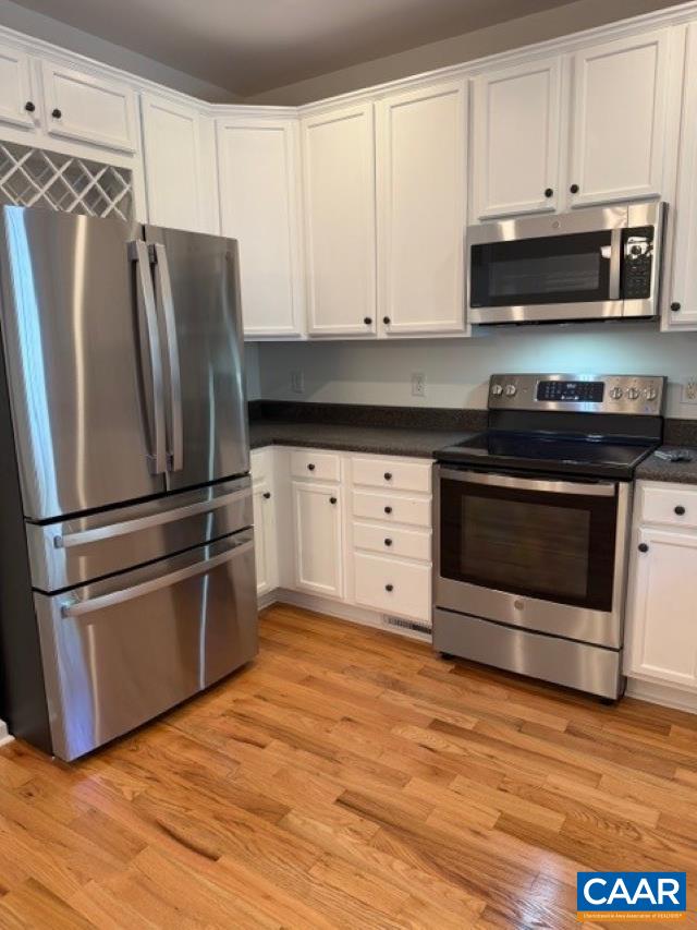 126 OLD FIFTH CIR, CHARLOTTESVILLE, Virginia 22903, 3 Bedrooms Bedrooms, ,2 BathroomsBathrooms,Residential,126 OLD FIFTH CIR,677746 MLS # 677746