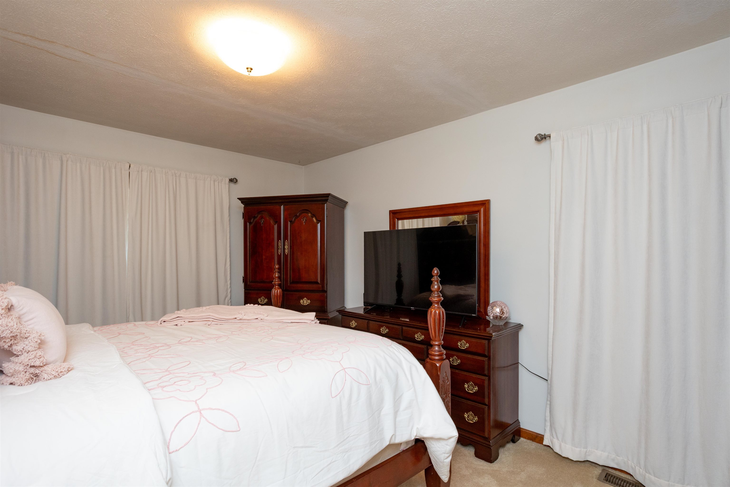 11 MEADOWBROOK DR, STUARTS DRAFT, Virginia 24477, 3 Bedrooms Bedrooms, ,2 BathroomsBathrooms,Residential,11 MEADOWBROOK DR,677750 MLS # 677750 11 MEADOWBROOK DR, STUARTS DRAFT, Virginia 24477, 3 Bedrooms Bedrooms, ,2 BathroomsBathrooms,Residential,11 MEADOWBROOK DR,677750 MLS # 677750