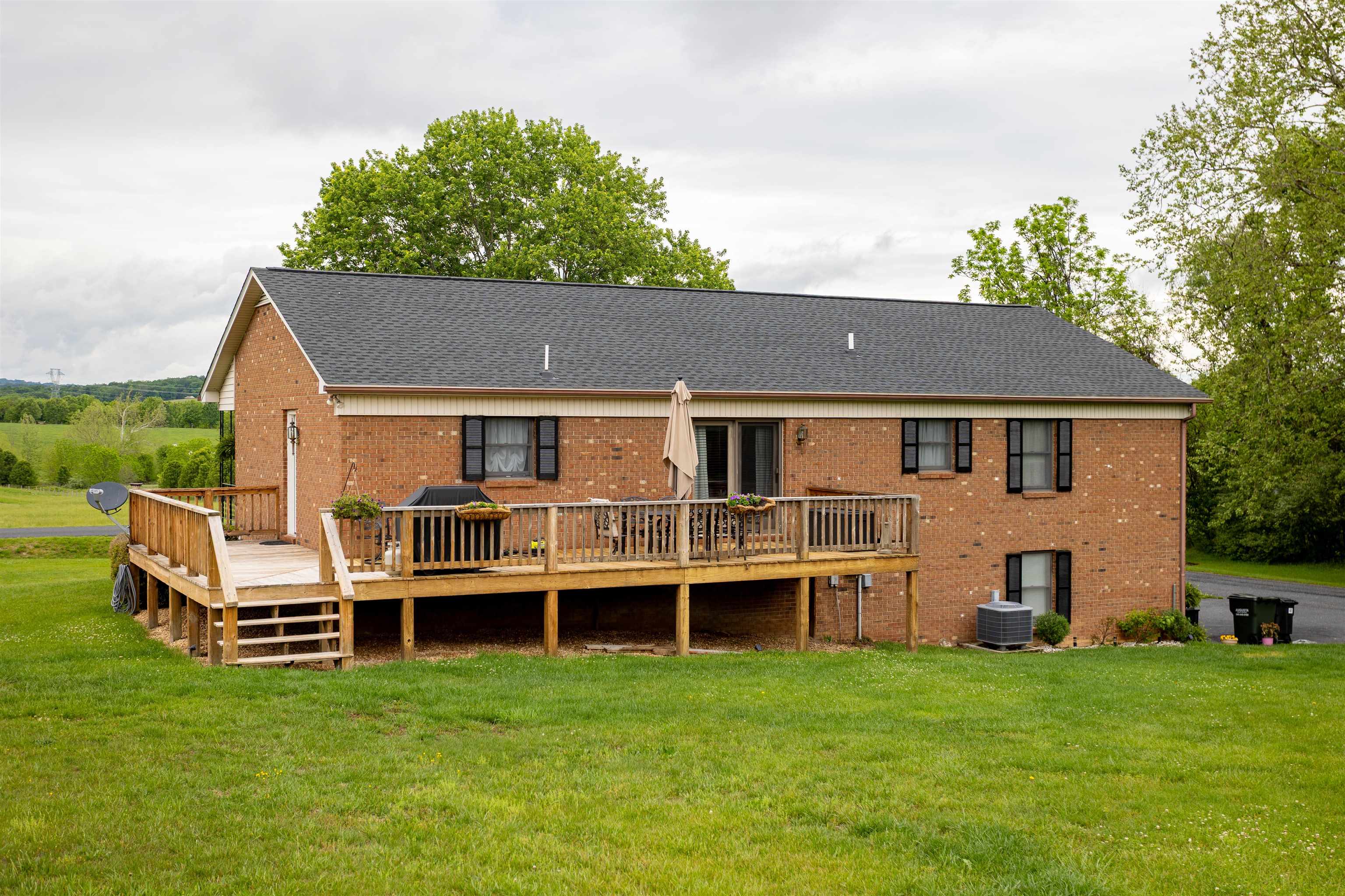 11 MEADOWBROOK DR, STUARTS DRAFT, Virginia 24477, 3 Bedrooms Bedrooms, ,2 BathroomsBathrooms,Residential,11 MEADOWBROOK DR,677750 MLS # 677750 11 MEADOWBROOK DR, STUARTS DRAFT, Virginia 24477, 3 Bedrooms Bedrooms, ,2 BathroomsBathrooms,Residential,11 MEADOWBROOK DR,677750 MLS # 677750