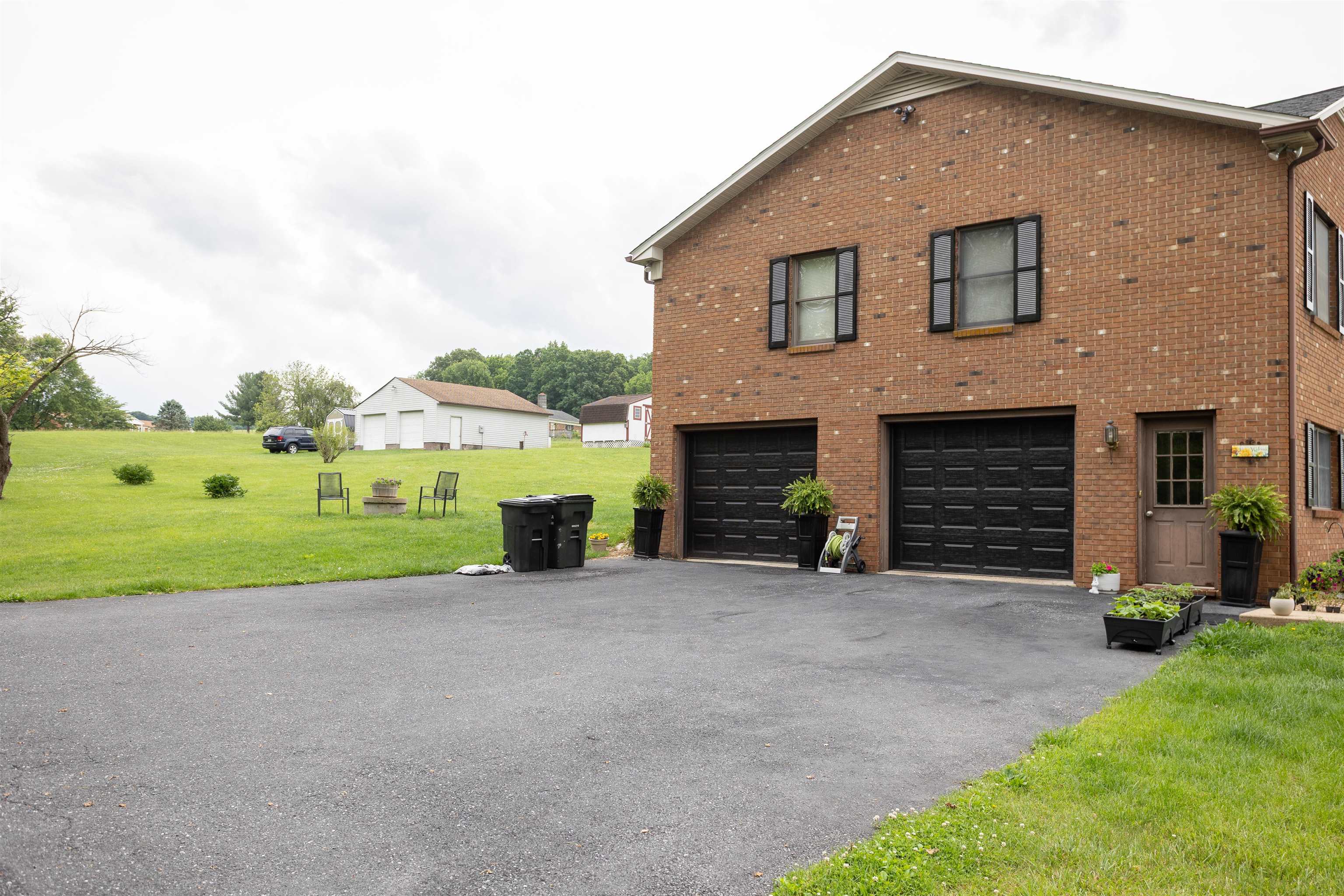 11 MEADOWBROOK DR, STUARTS DRAFT, Virginia 24477, 3 Bedrooms Bedrooms, ,2 BathroomsBathrooms,Residential,11 MEADOWBROOK DR,677750 MLS # 677750 11 MEADOWBROOK DR, STUARTS DRAFT, Virginia 24477, 3 Bedrooms Bedrooms, ,2 BathroomsBathrooms,Residential,11 MEADOWBROOK DR,677750 MLS # 677750