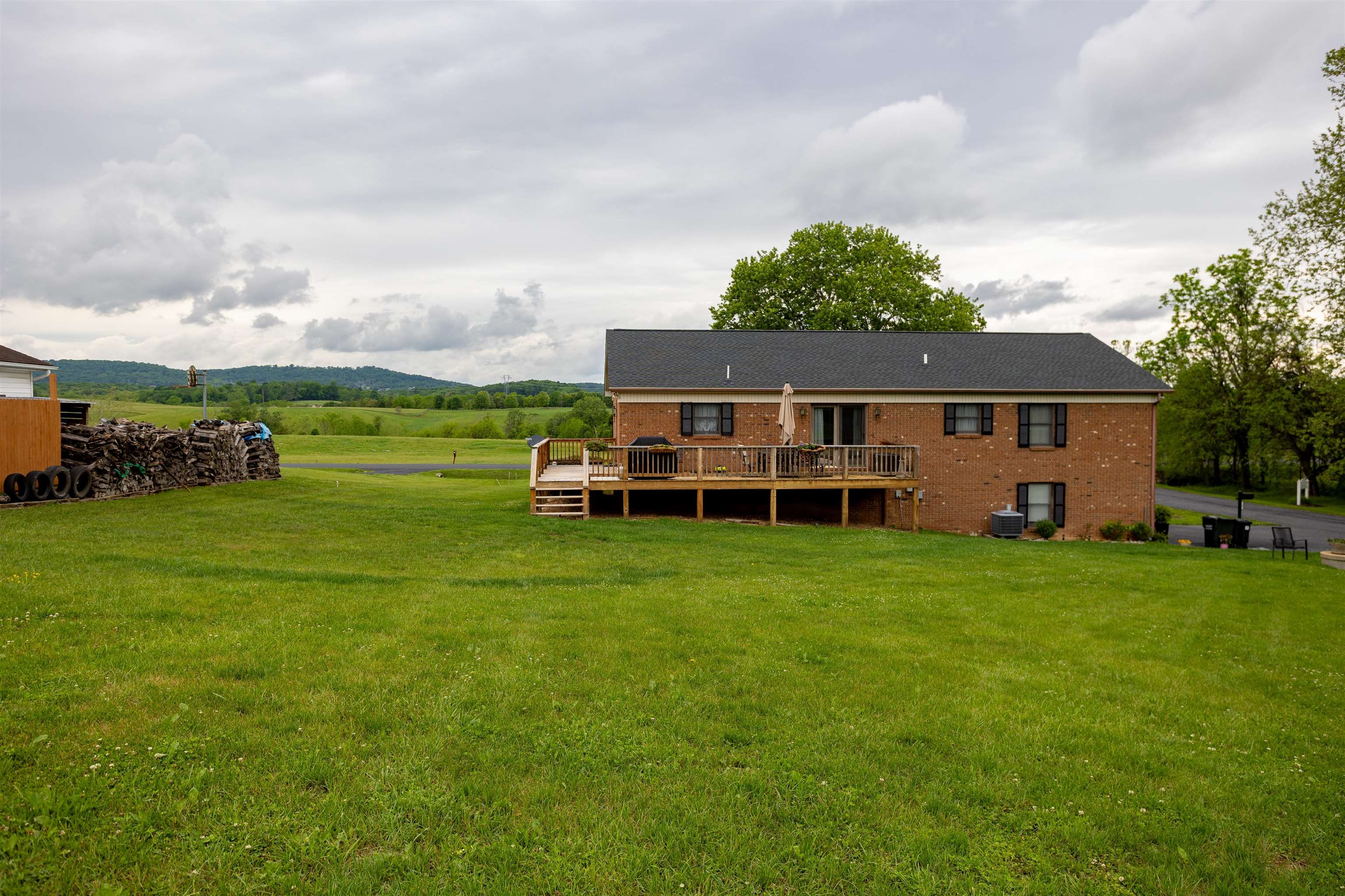 11 MEADOWBROOK DR, STUARTS DRAFT, Virginia 24477, 3 Bedrooms Bedrooms, ,2 BathroomsBathrooms,Residential,11 MEADOWBROOK DR,677750 MLS # 677750 11 MEADOWBROOK DR, STUARTS DRAFT, Virginia 24477, 3 Bedrooms Bedrooms, ,2 BathroomsBathrooms,Residential,11 MEADOWBROOK DR,677750 MLS # 677750
