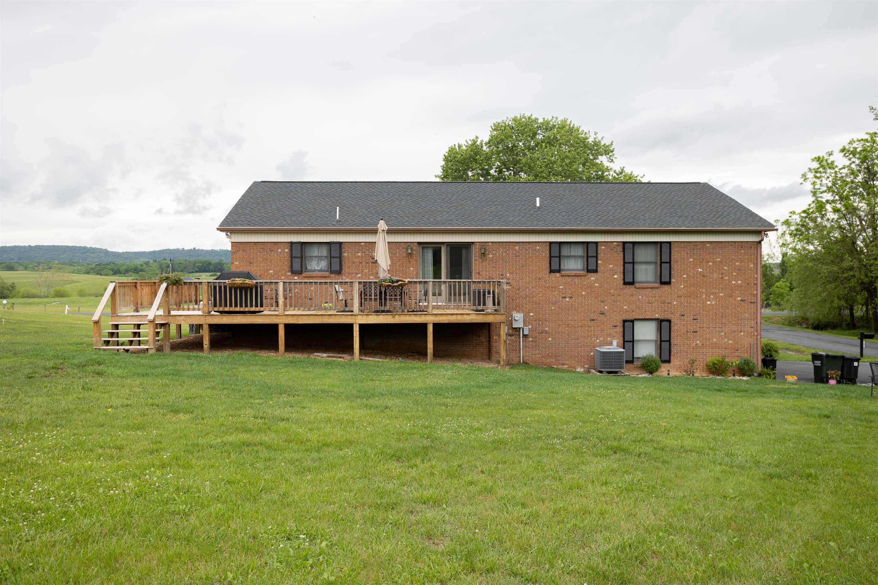 11 MEADOWBROOK DR, STUARTS DRAFT, Virginia 24477, 3 Bedrooms Bedrooms, ,2 BathroomsBathrooms,Residential,11 MEADOWBROOK DR,677750 MLS # 677750 11 MEADOWBROOK DR, STUARTS DRAFT, Virginia 24477, 3 Bedrooms Bedrooms, ,2 BathroomsBathrooms,Residential,11 MEADOWBROOK DR,677750 MLS # 677750