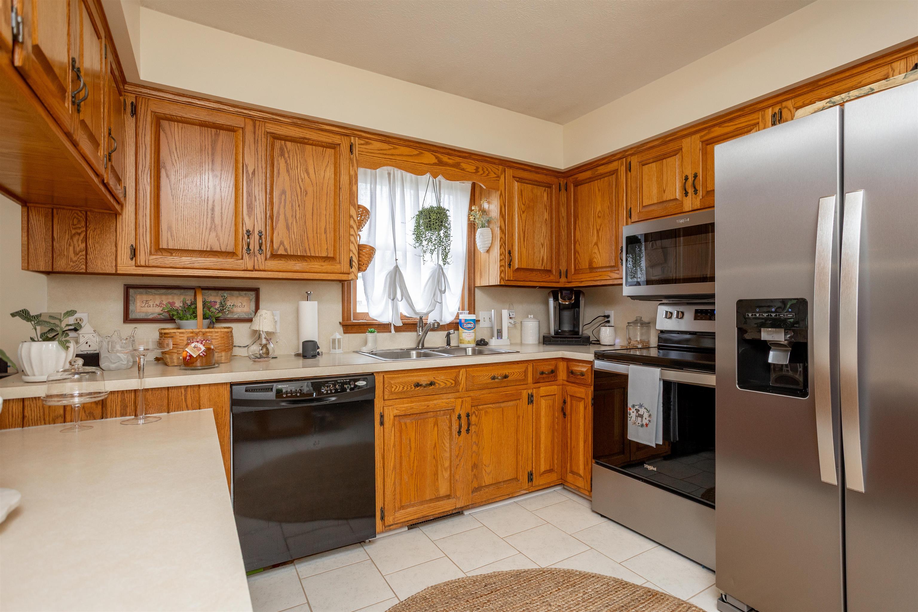 11 MEADOWBROOK DR, STUARTS DRAFT, Virginia 24477, 3 Bedrooms Bedrooms, ,2 BathroomsBathrooms,Residential,11 MEADOWBROOK DR,677750 MLS # 677750 11 MEADOWBROOK DR, STUARTS DRAFT, Virginia 24477, 3 Bedrooms Bedrooms, ,2 BathroomsBathrooms,Residential,11 MEADOWBROOK DR,677750 MLS # 677750