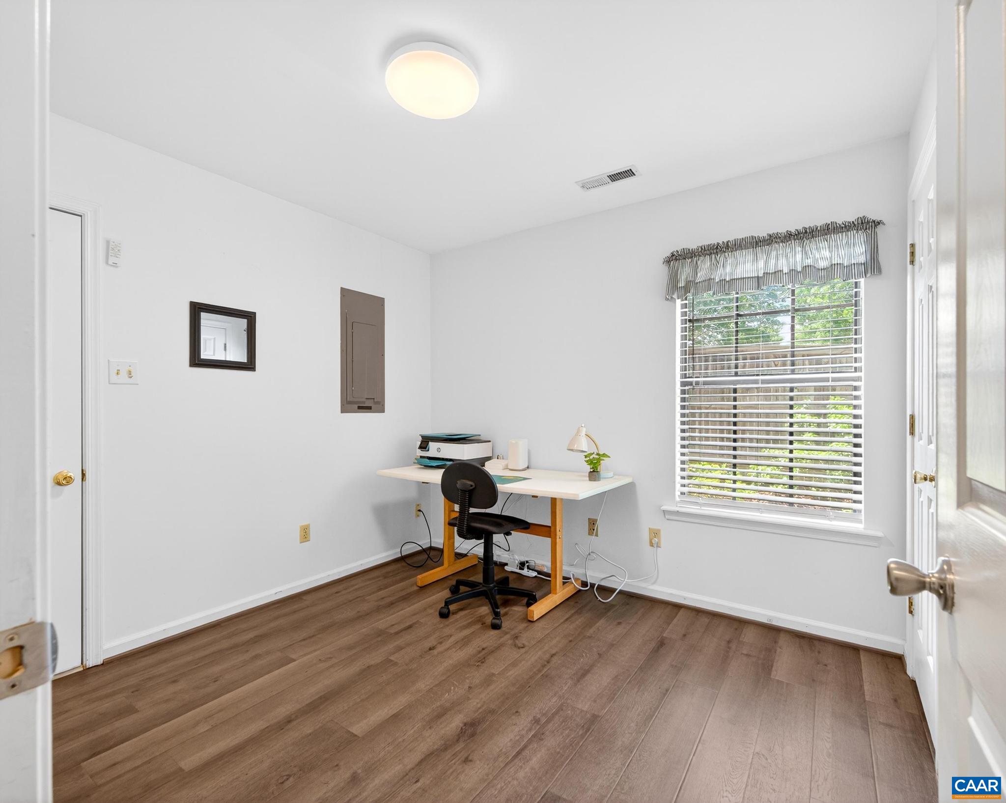 597 WHITCOVER CIR, CHARLOTTESVILLE, Virginia 22901, 3 Bedrooms Bedrooms, ,2 BathroomsBathrooms,Residential,597 WHITCOVER CIR,677755 MLS # 677755 597 WHITCOVER CIR, CHARLOTTESVILLE, Virginia 22901, 3 Bedrooms Bedrooms, ,2 BathroomsBathrooms,Residential,597 WHITCOVER CIR,677755 MLS # 677755