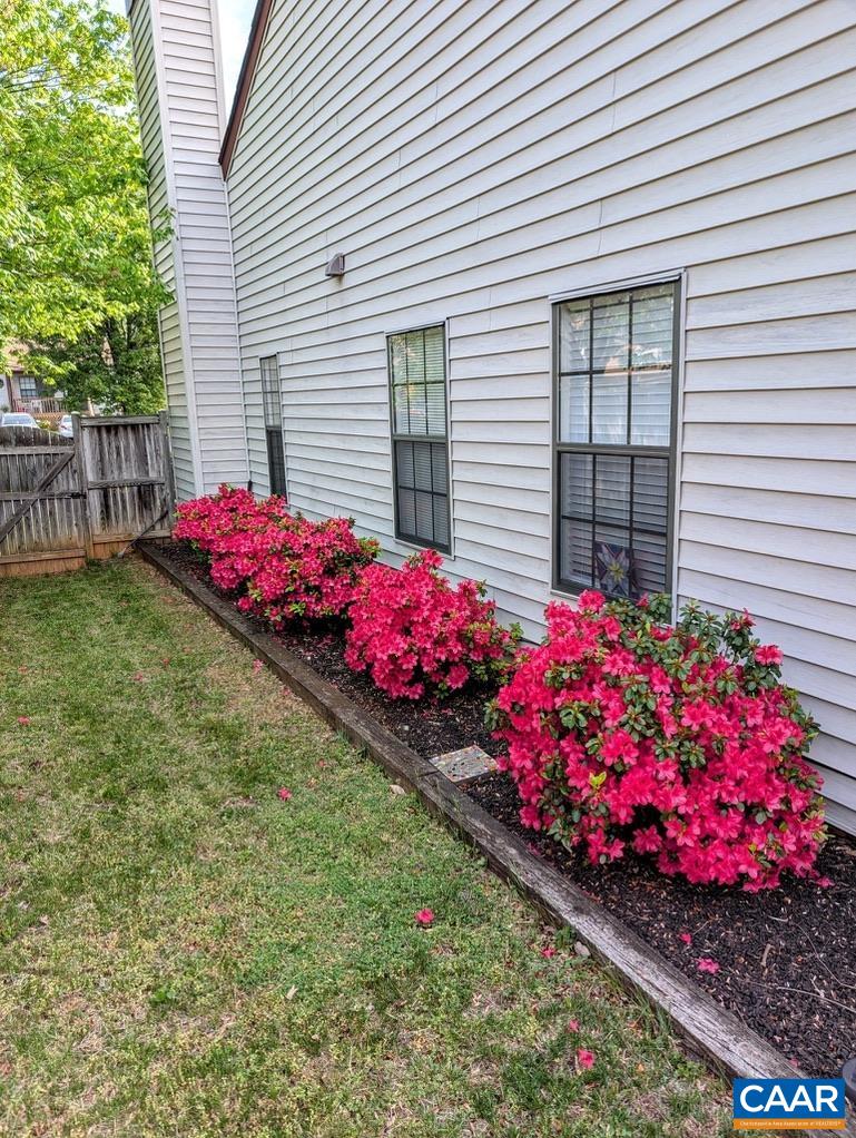 597 WHITCOVER CIR, CHARLOTTESVILLE, Virginia 22901, 3 Bedrooms Bedrooms, ,2 BathroomsBathrooms,Residential,597 WHITCOVER CIR,677755 MLS # 677755 597 WHITCOVER CIR, CHARLOTTESVILLE, Virginia 22901, 3 Bedrooms Bedrooms, ,2 BathroomsBathrooms,Residential,597 WHITCOVER CIR,677755 MLS # 677755