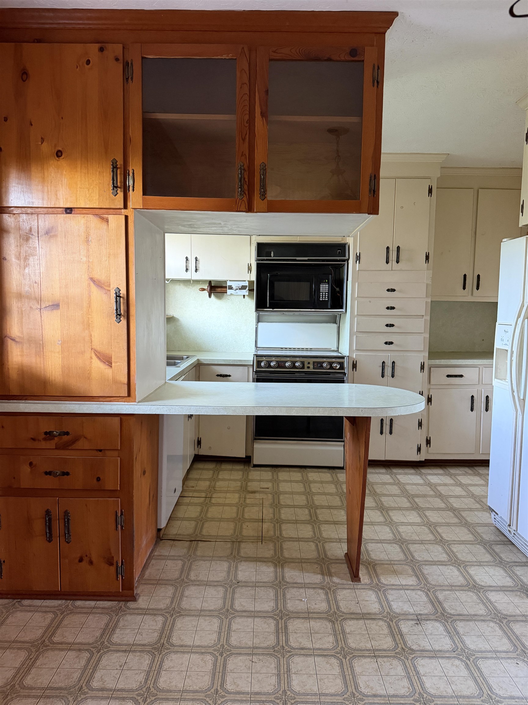 406 LINDEN DR, STAUNTON, Virginia 24401, 4 Bedrooms Bedrooms, ,2 BathroomsBathrooms,Residential,406 LINDEN DR,677757 MLS # 677757