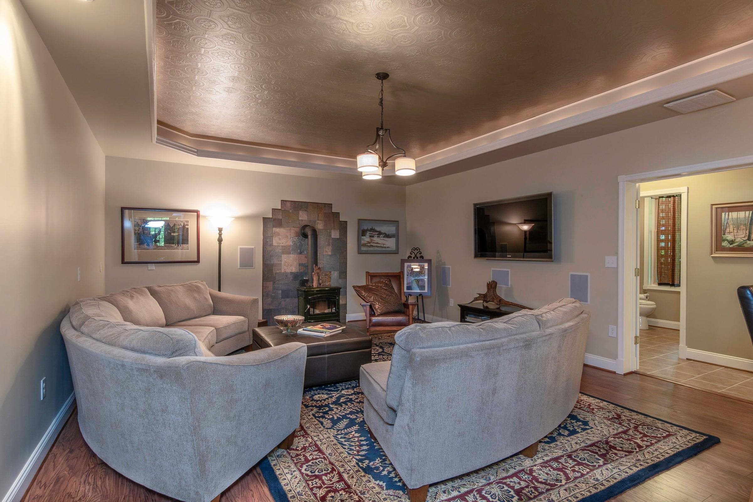 Amazing creation!! This lower level gathering room. Amazing creation!! This lower level gathering room.