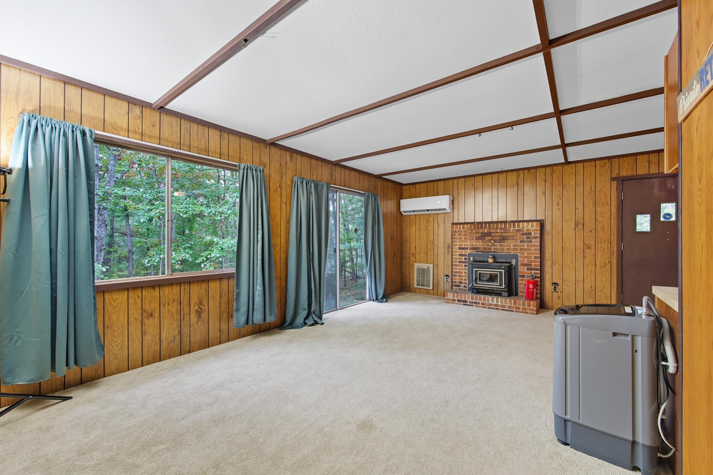 974 SUNDANCE RETREAT LN, NEW MARKET, Virginia 22844, 2 Bedrooms Bedrooms, ,1 BathroomBathrooms,Residential,974 SUNDANCE RETREAT LN,677762 MLS # 677762