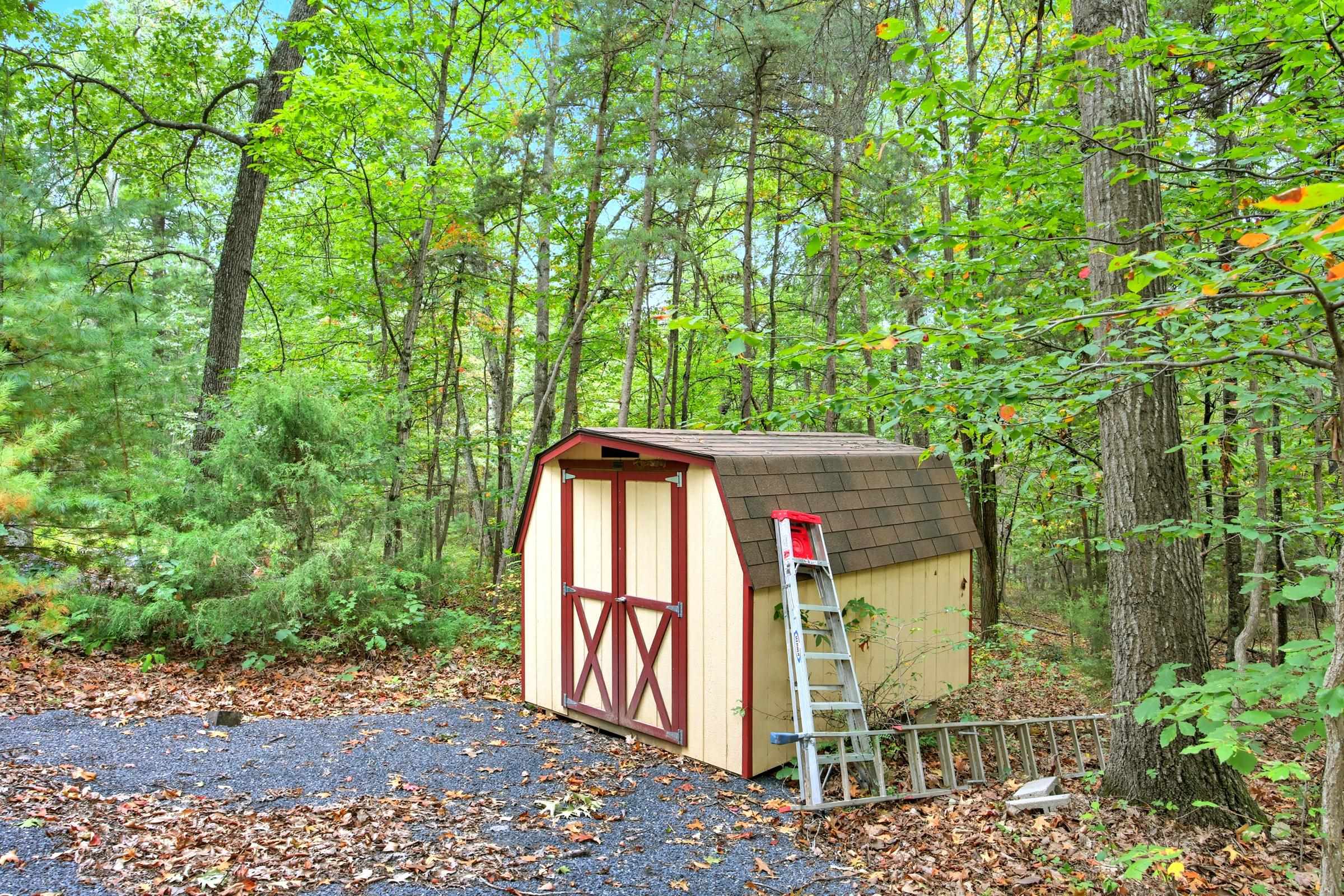 974 SUNDANCE RETREAT LN, NEW MARKET, Virginia 22844, 2 Bedrooms Bedrooms, ,1 BathroomBathrooms,Residential,974 SUNDANCE RETREAT LN,677762 MLS # 677762