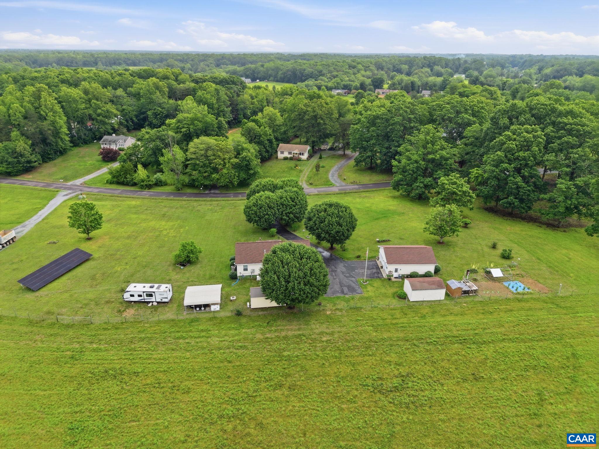 9402 CEDAR HOLLOW RD, UNIONVILLE, Virginia 22567, 3 Bedrooms Bedrooms, ,2 BathroomsBathrooms,Residential,Home Sweet Home,9402 CEDAR HOLLOW RD,677764 MLS # 677764