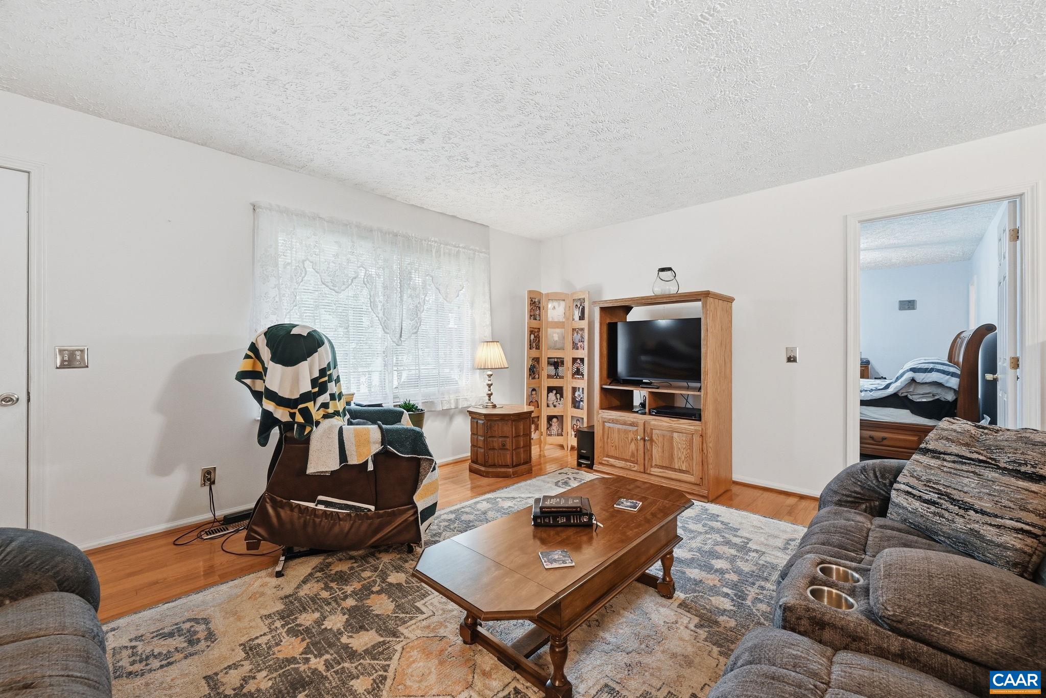 9402 CEDAR HOLLOW RD, UNIONVILLE, Virginia 22567, 3 Bedrooms Bedrooms, ,2 BathroomsBathrooms,Residential,Home Sweet Home,9402 CEDAR HOLLOW RD,677764 MLS # 677764