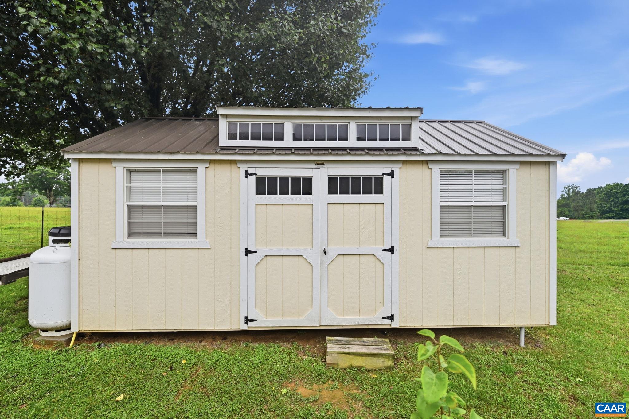 9402 CEDAR HOLLOW RD, UNIONVILLE, Virginia 22567, 3 Bedrooms Bedrooms, ,2 BathroomsBathrooms,Residential,Home Sweet Home,9402 CEDAR HOLLOW RD,677764 MLS # 677764