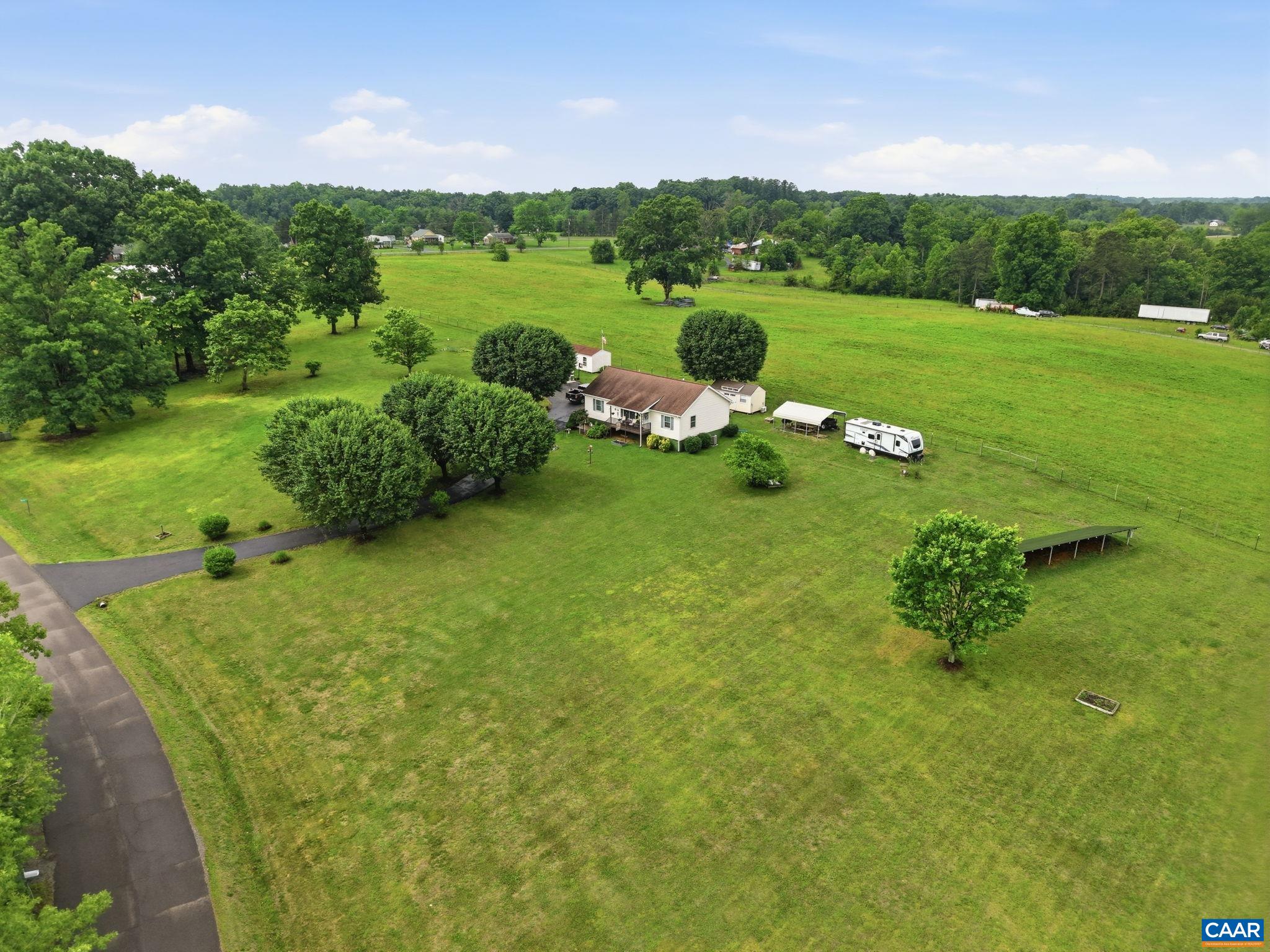 9402 CEDAR HOLLOW RD, UNIONVILLE, Virginia 22567, 3 Bedrooms Bedrooms, ,2 BathroomsBathrooms,Residential,Home Sweet Home,9402 CEDAR HOLLOW RD,677764 MLS # 677764