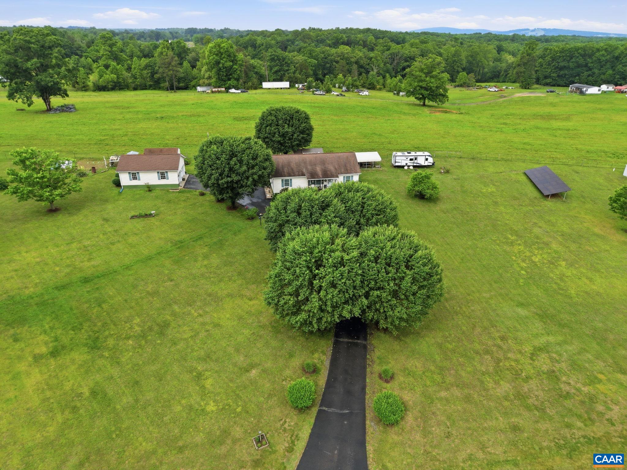 9402 CEDAR HOLLOW RD, UNIONVILLE, Virginia 22567, 3 Bedrooms Bedrooms, ,2 BathroomsBathrooms,Residential,Home Sweet Home,9402 CEDAR HOLLOW RD,677764 MLS # 677764