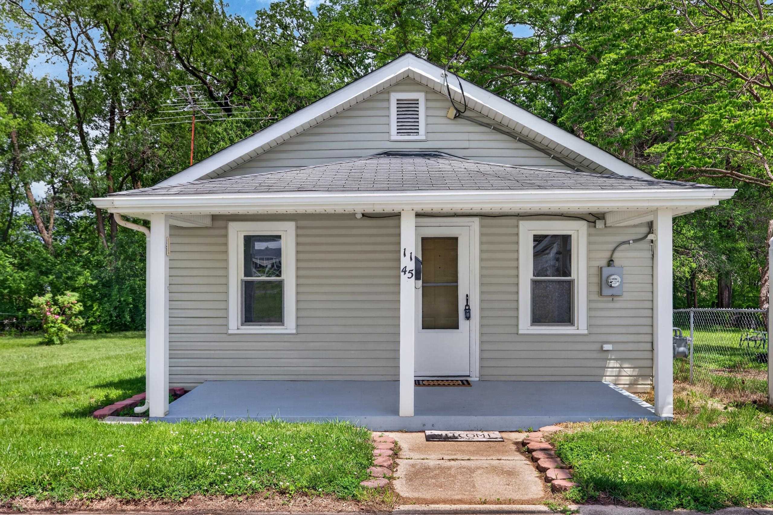 1145 NEW HOPE RD, WAYNESBORO, Virginia 22980, 3 Bedrooms Bedrooms, ,1 BathroomBathrooms,Residential,1145 NEW HOPE RD,677765 MLS # 677765