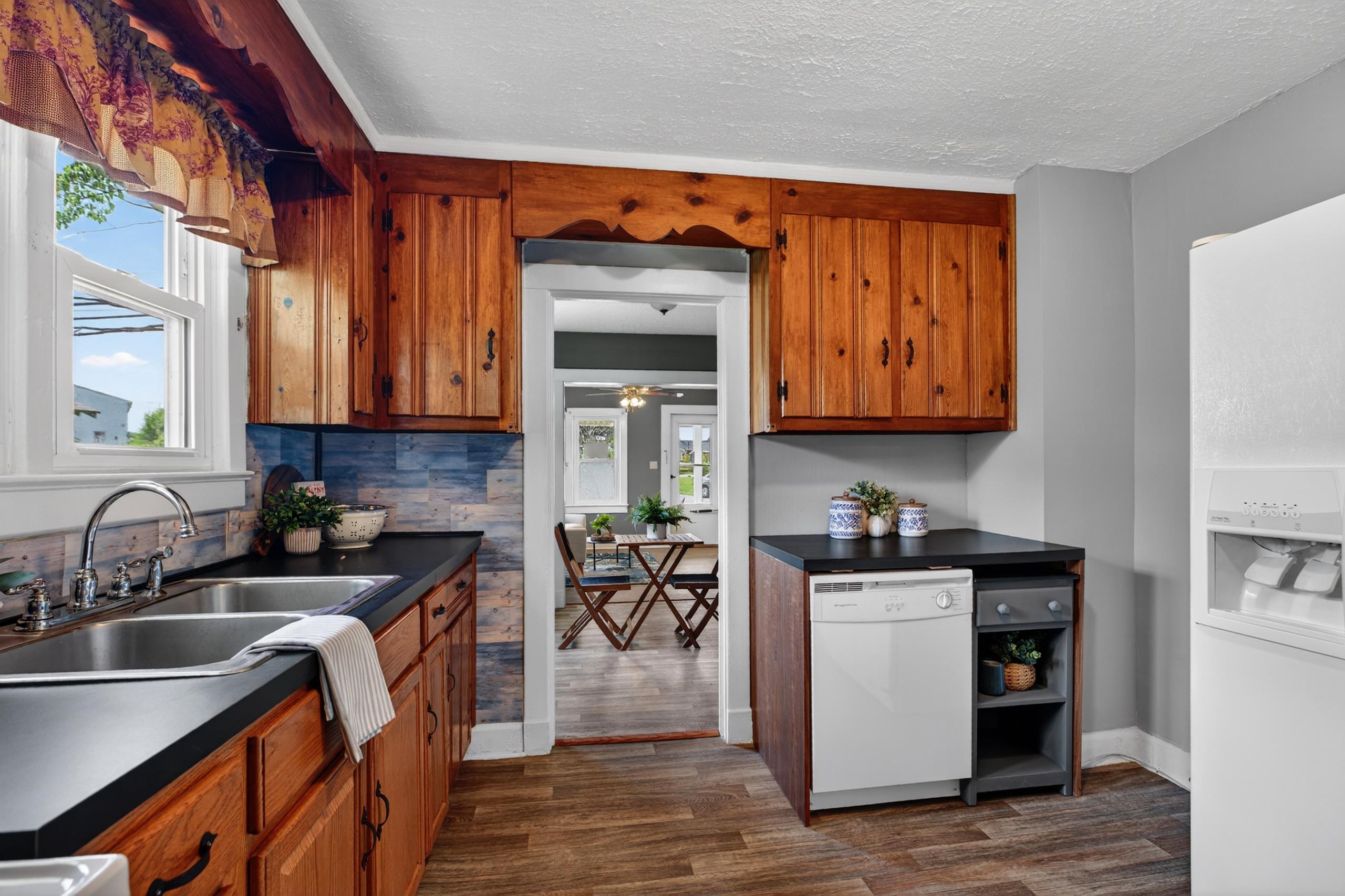 1145 NEW HOPE RD, WAYNESBORO, Virginia 22980, 3 Bedrooms Bedrooms, ,1 BathroomBathrooms,Residential,1145 NEW HOPE RD,677765 MLS # 677765