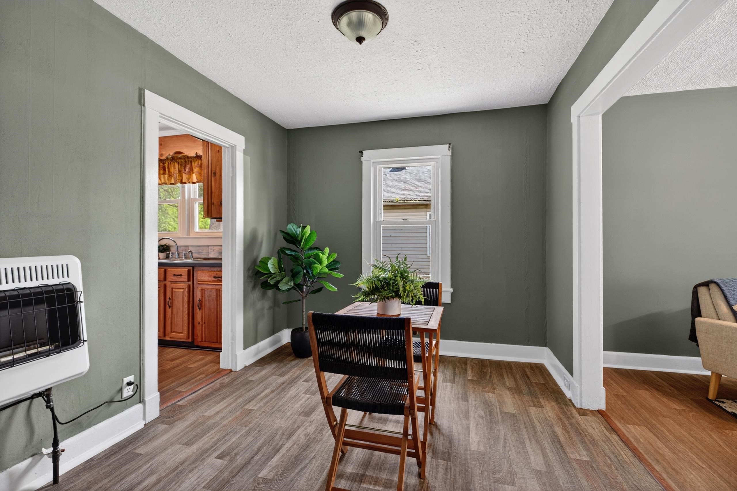 1145 NEW HOPE RD, WAYNESBORO, Virginia 22980, 3 Bedrooms Bedrooms, ,1 BathroomBathrooms,Residential,1145 NEW HOPE RD,677765 MLS # 677765