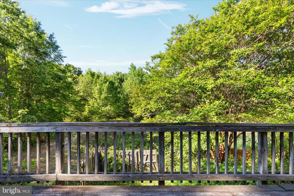 5700 FALLS WAY CT, FREDERICKSBURG, Virginia 22407, 3 Bedrooms Bedrooms, ,2 BathroomsBathrooms,Residential,KINGS CREST AT S,5700 FALLS WAY CT,VASP2041392 MLS # VASP2041392