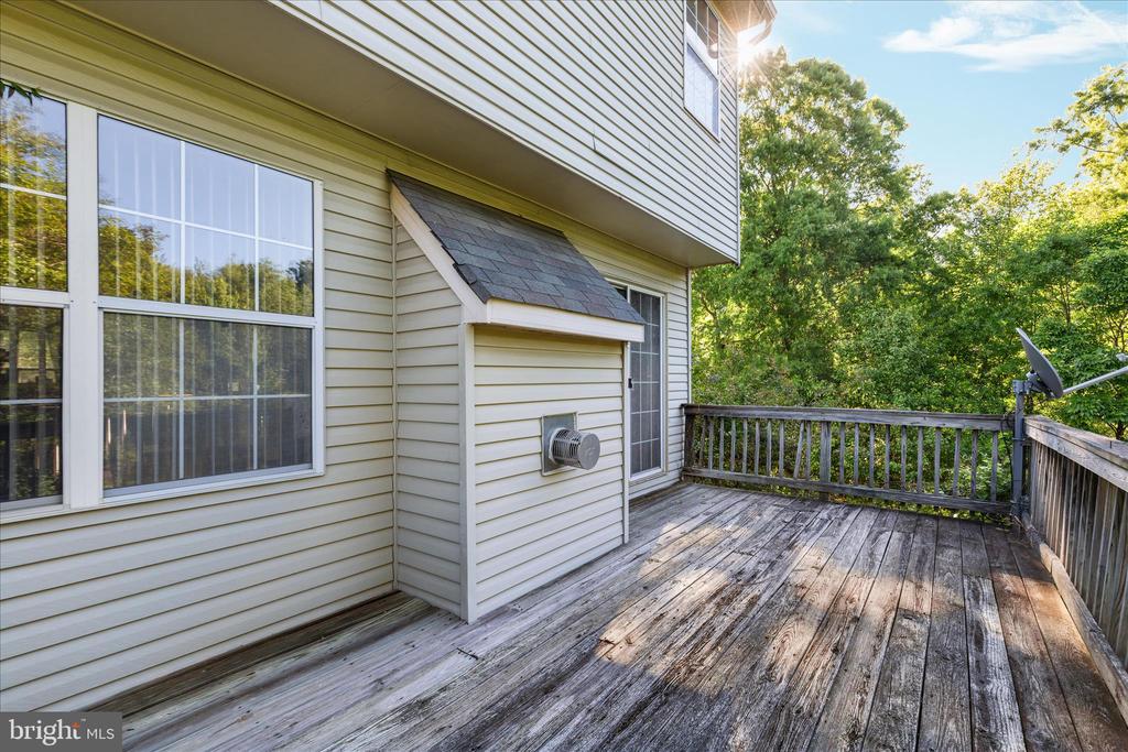 5700 FALLS WAY CT, FREDERICKSBURG, Virginia 22407, 3 Bedrooms Bedrooms, ,2 BathroomsBathrooms,Residential,KINGS CREST AT S,5700 FALLS WAY CT,VASP2041392 MLS # VASP2041392