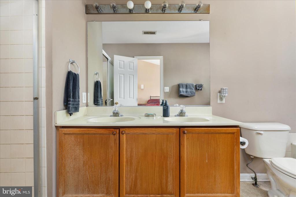 5700 FALLS WAY CT, FREDERICKSBURG, Virginia 22407, 3 Bedrooms Bedrooms, ,2 BathroomsBathrooms,Residential,KINGS CREST AT S,5700 FALLS WAY CT,VASP2041392 MLS # VASP2041392